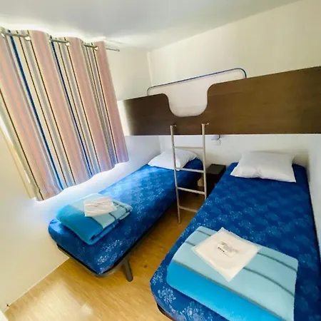 Mobilhomes De Pierrot アルジェレス・シュル・メール