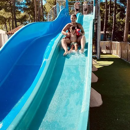 キャンプ場 Mobilhomes De Pierrot アルジェレス・シュル・メール