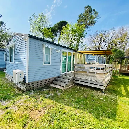 Mobilhomes De Pierrot アルジェレス・シュル・メール