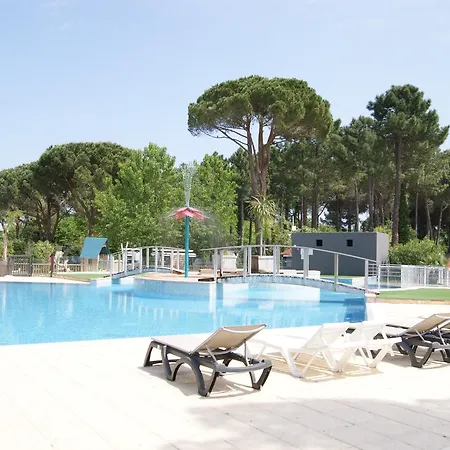 Mobilhomes De Pierrot 4*