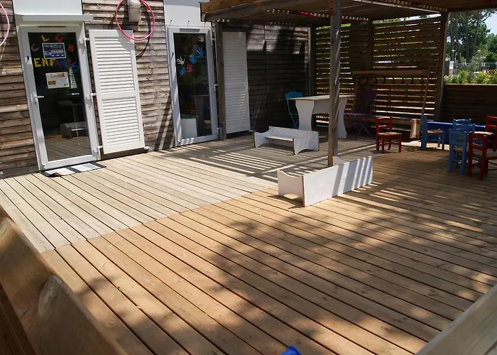 Mobilhomes De Pierrot Κάμπινγκ